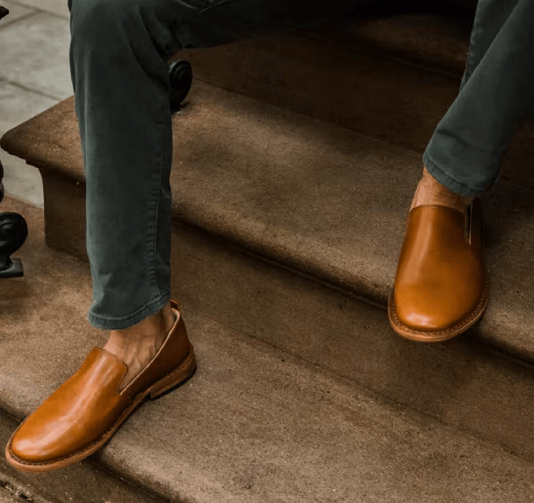 52796_Astorflex_Patnoflex_TanLeather_Lifestyle_000_PDP_WEB