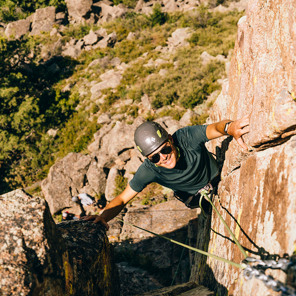 Western-Wonders-Reid-Creek-Lodge-Rock-Climbing1