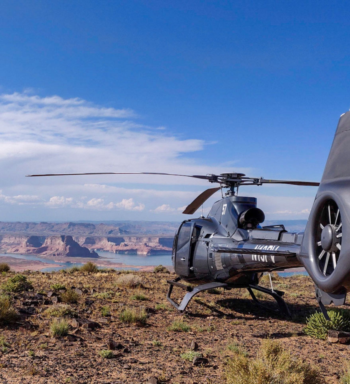 private-helicopter-lake-powell-1
