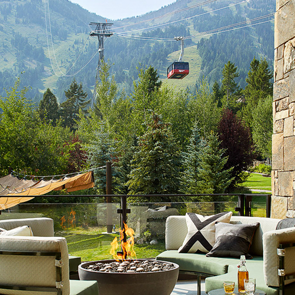 western-wilderness-caldera-house-jackson-hole